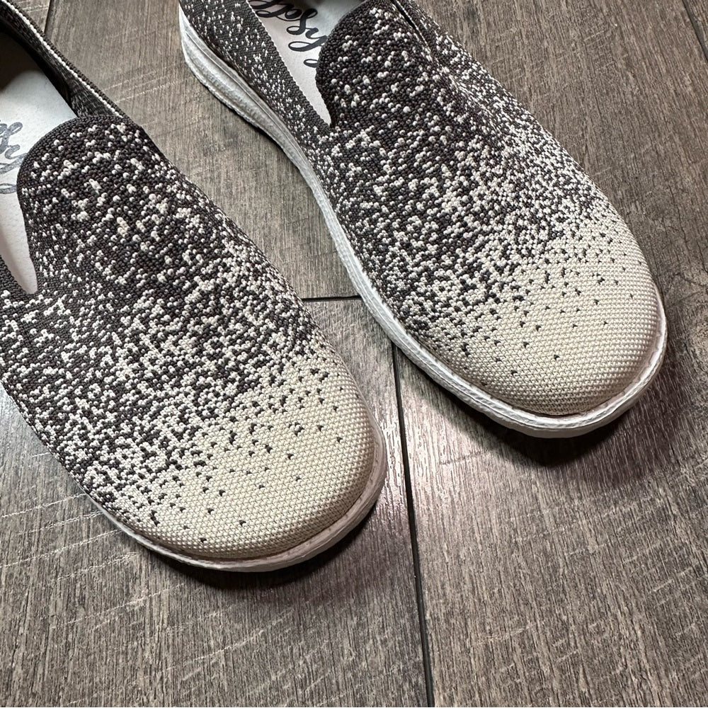 Gypsy Jazz Sporty Grey Slip On Shoes