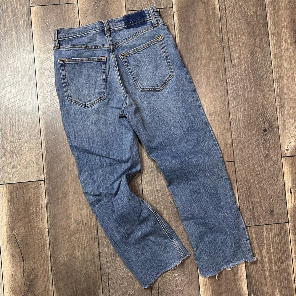 Abercrombie & Fitch The Ankle Straight Ultra Hi Rise Jeans