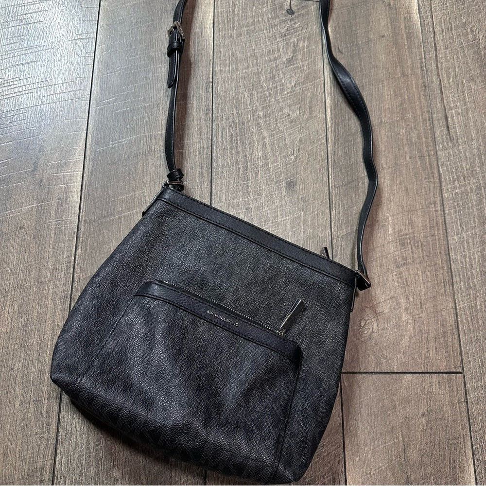 Michael Kors MK Signature Logo Crossbody
