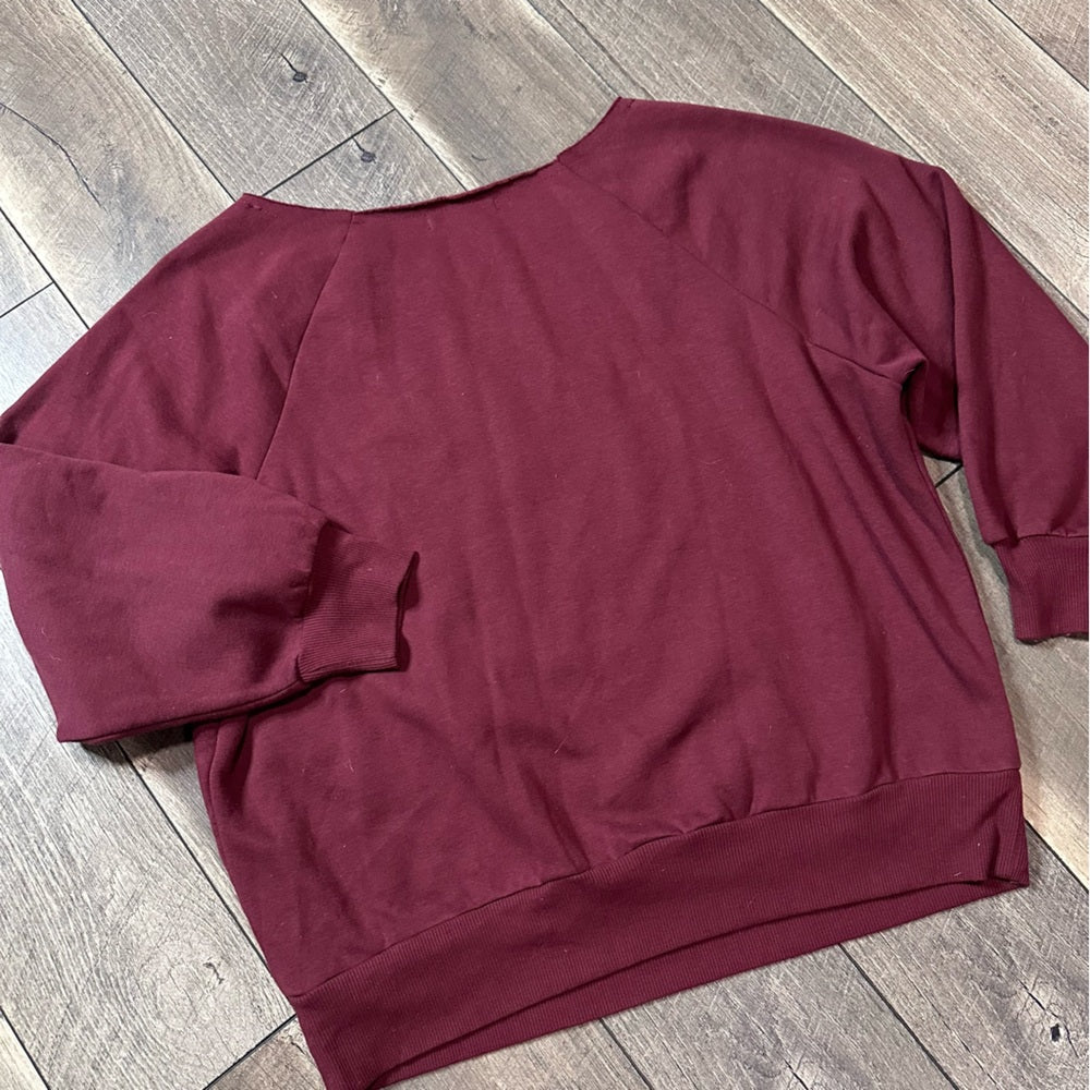 Arizona Off Shoulder Pullover