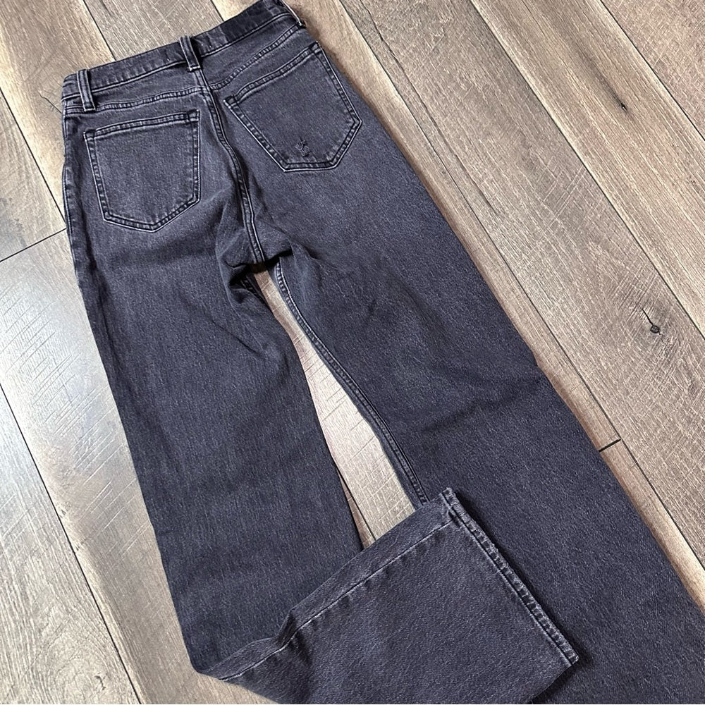 Abercrombie & Fitch 90’s Hi Rise Relaxed Jeans