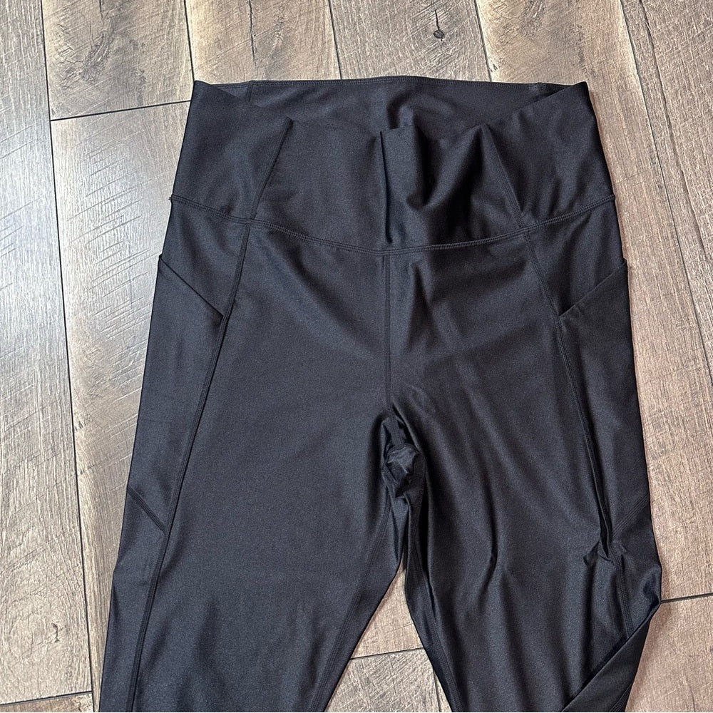 Fabletics Black Sleek Leggings (with pockets)