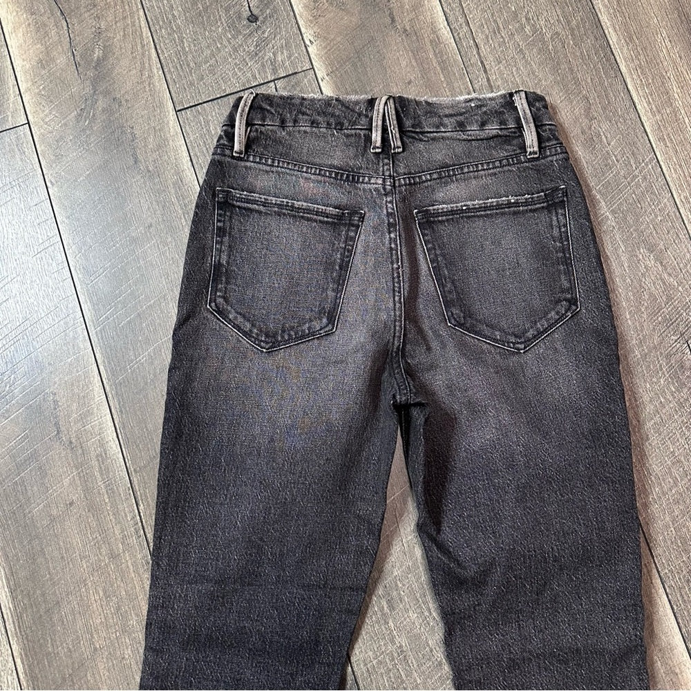 Good American Good Classic Low Waist Fray Jeans