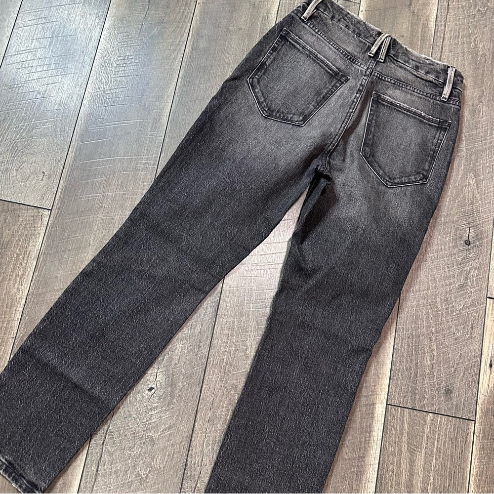 Good American Good Classic Low Waist Fray Jeans