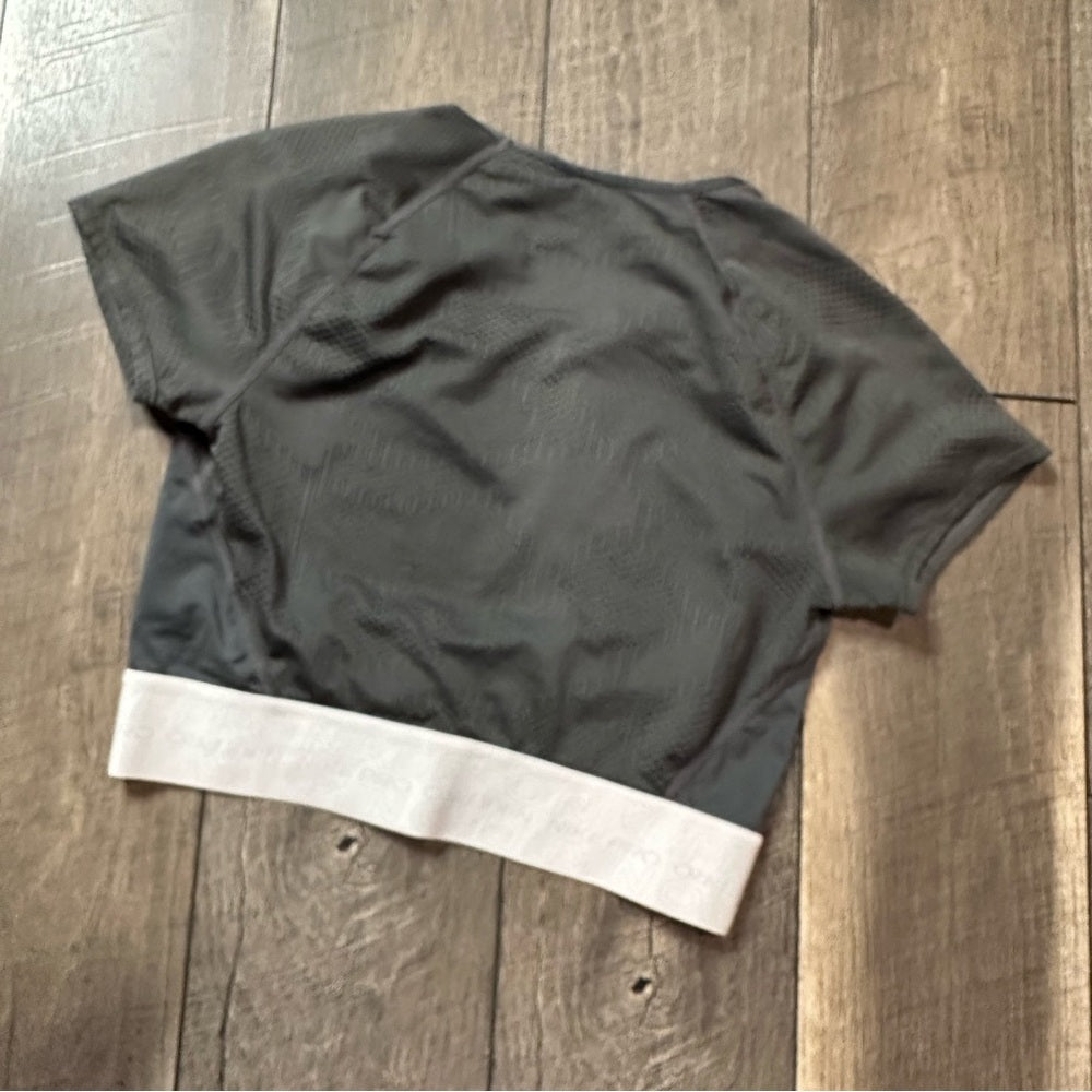 Nike Crop Tee