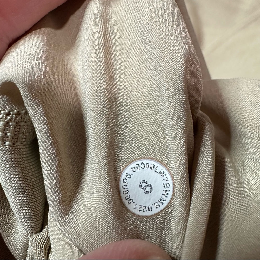 Lululemon Soft Ambitions High Rise Short 4"
Trench