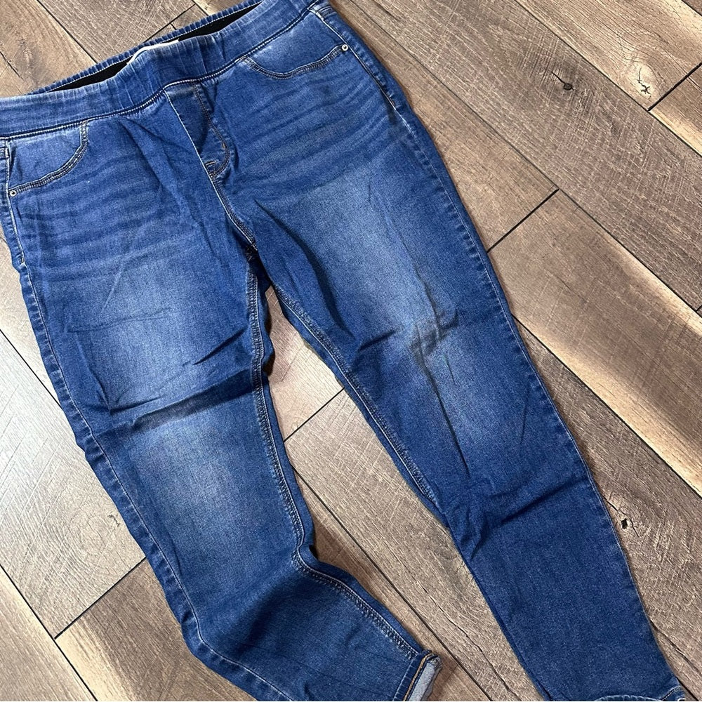 Old Navy Mid Rise Super Skinny Jeggings