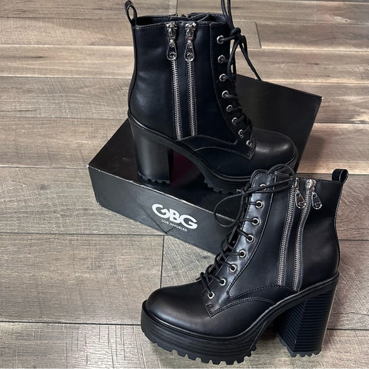 GBG Los Angeles Heel Booties