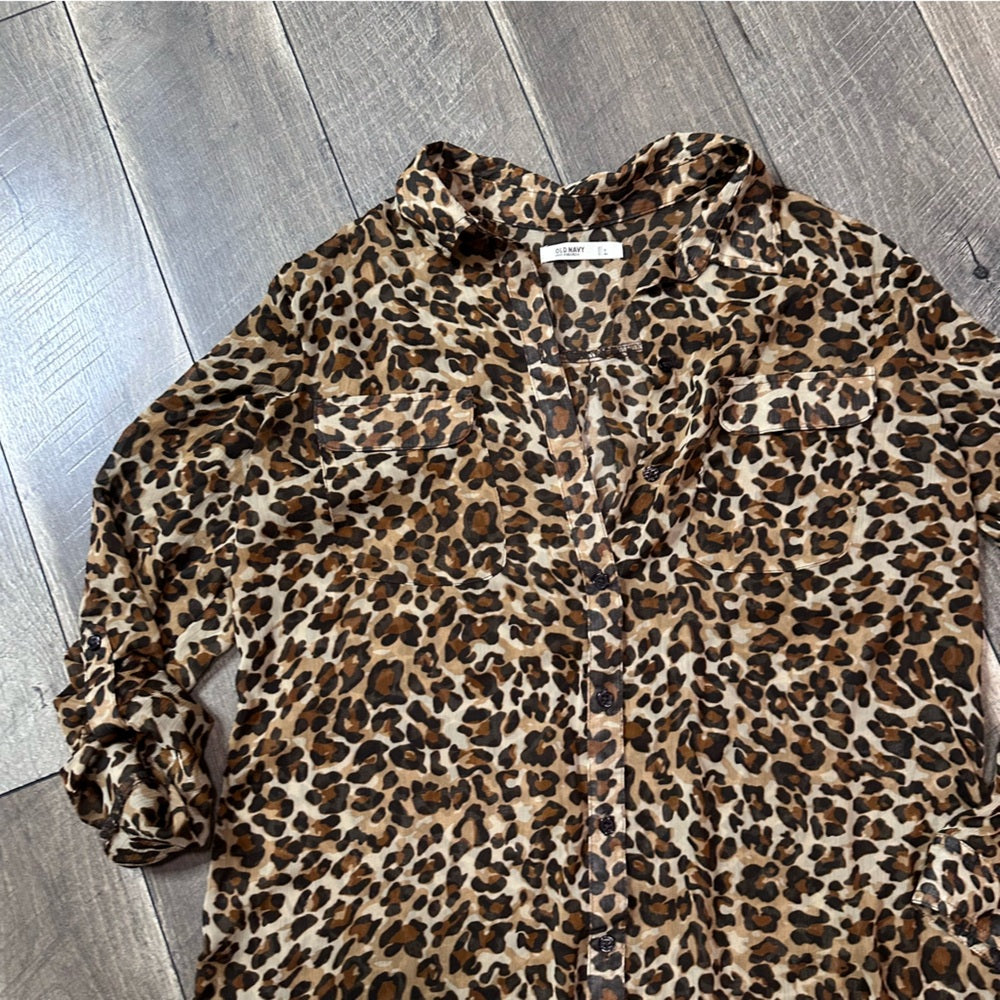 Old Navy Sheer Leopard Button Down