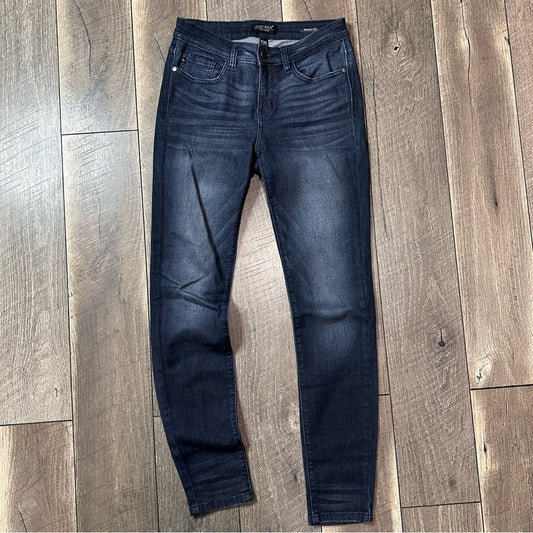 Judy Blue Mid Rise Skinny Fit Jeans