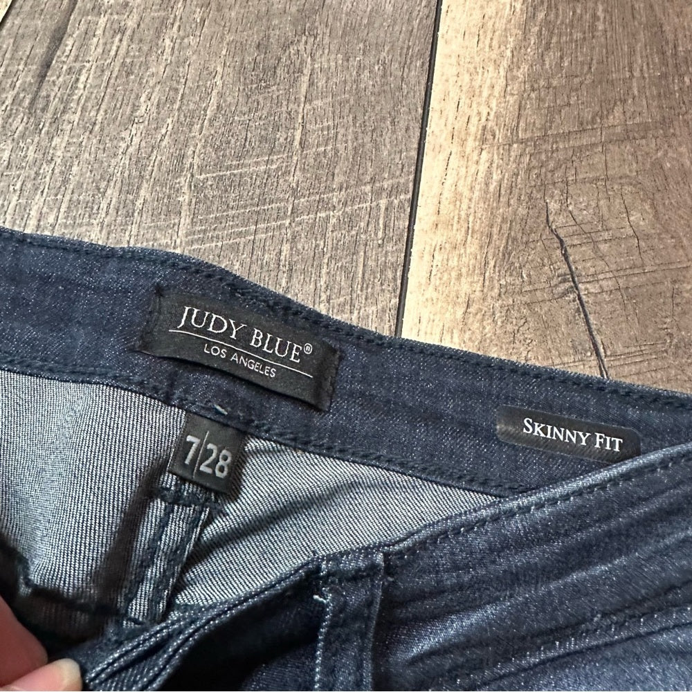 Judy Blue Mid Rise Skinny Fit Jeans