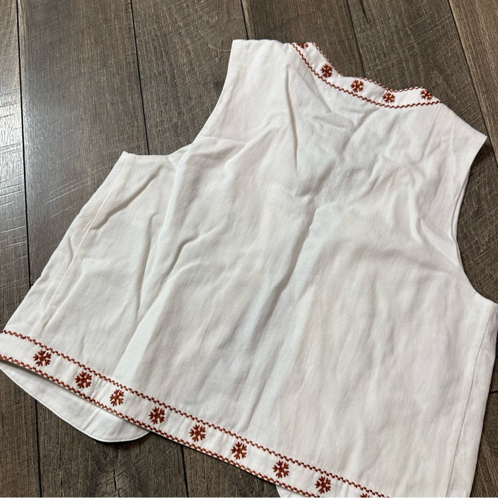 Sadie & Sage Westerly Embroidered Open Vest