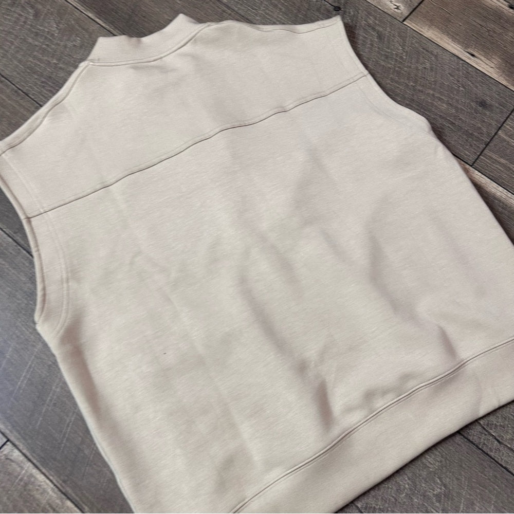 Wishlist Relaxed Sleeveless Pullover Vest