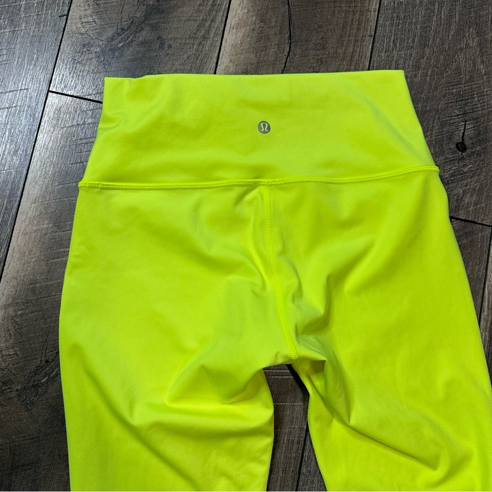 Lululemon Wunder Under High-Rise Tight 25"
Highlight Yellow