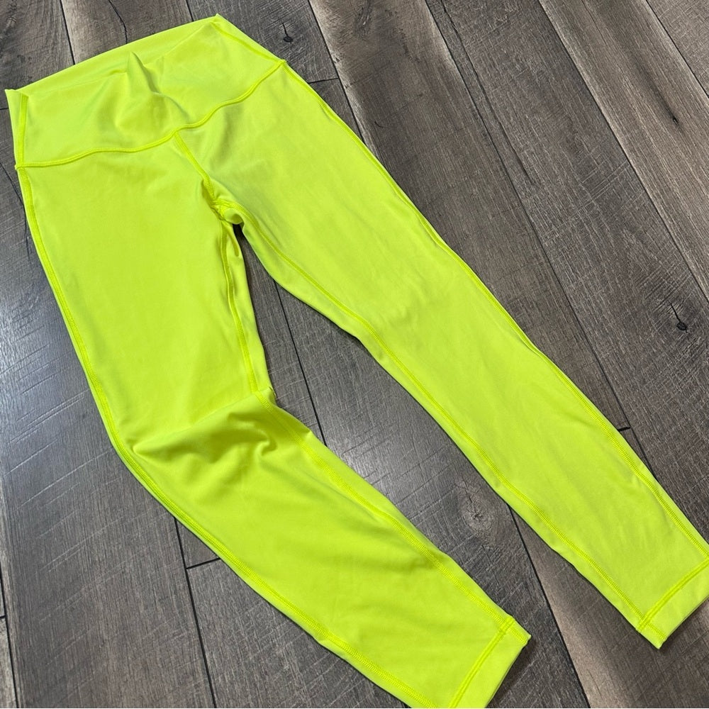 Lululemon Wunder Under High-Rise Tight 25"
Highlight Yellow