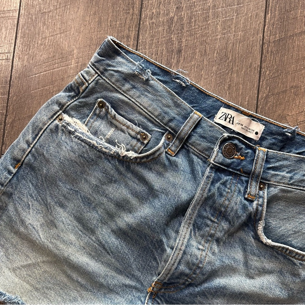 Zara Distressed Hi Rise Shorts