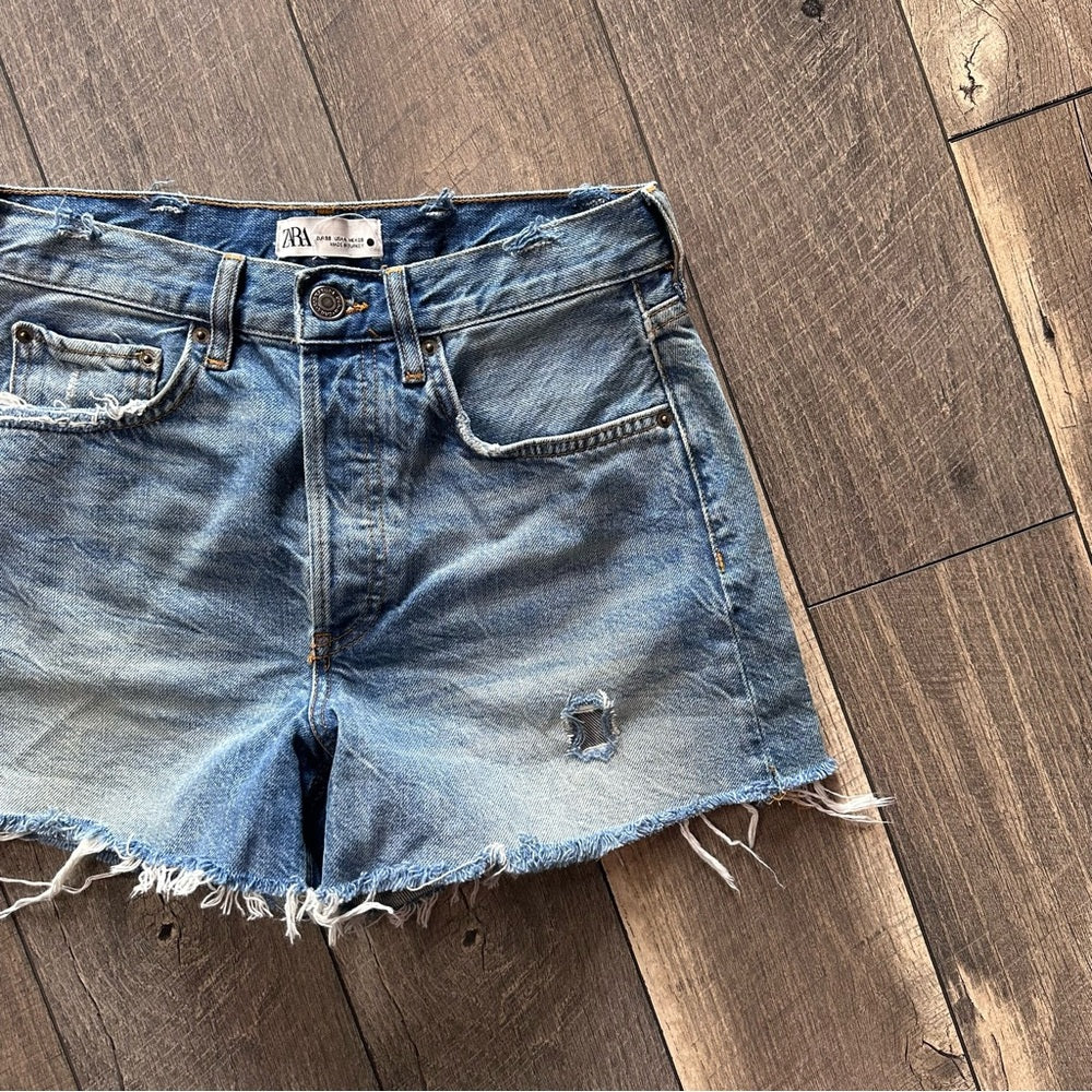 Zara Distressed Hi Rise Shorts