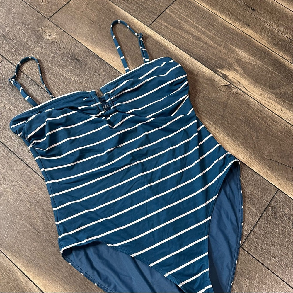 Vineyard Vines Montauk Strapless One-Piece