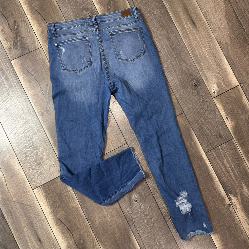 Judy Blue Straight Fit Jeans
