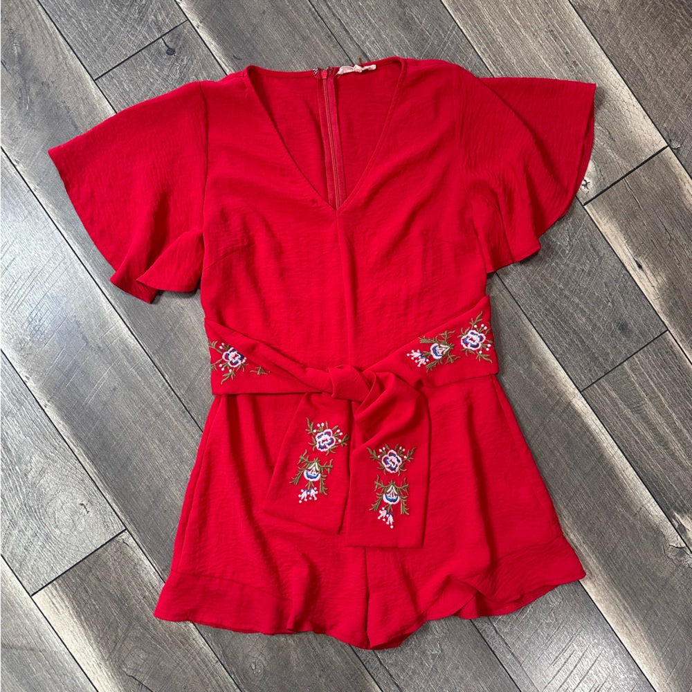 Entro Flutter Sleeve V Neck Romper
