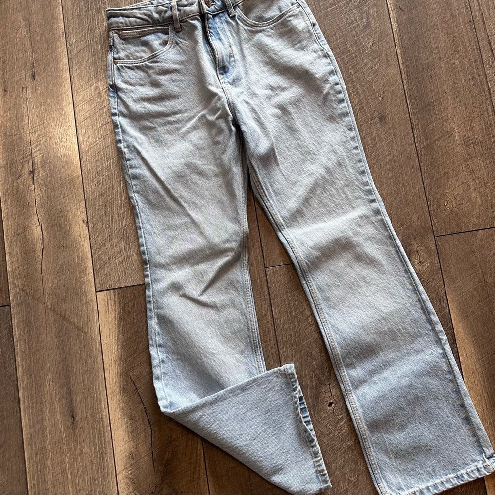 Wrangler Hi Rise Bold Boot Jeans