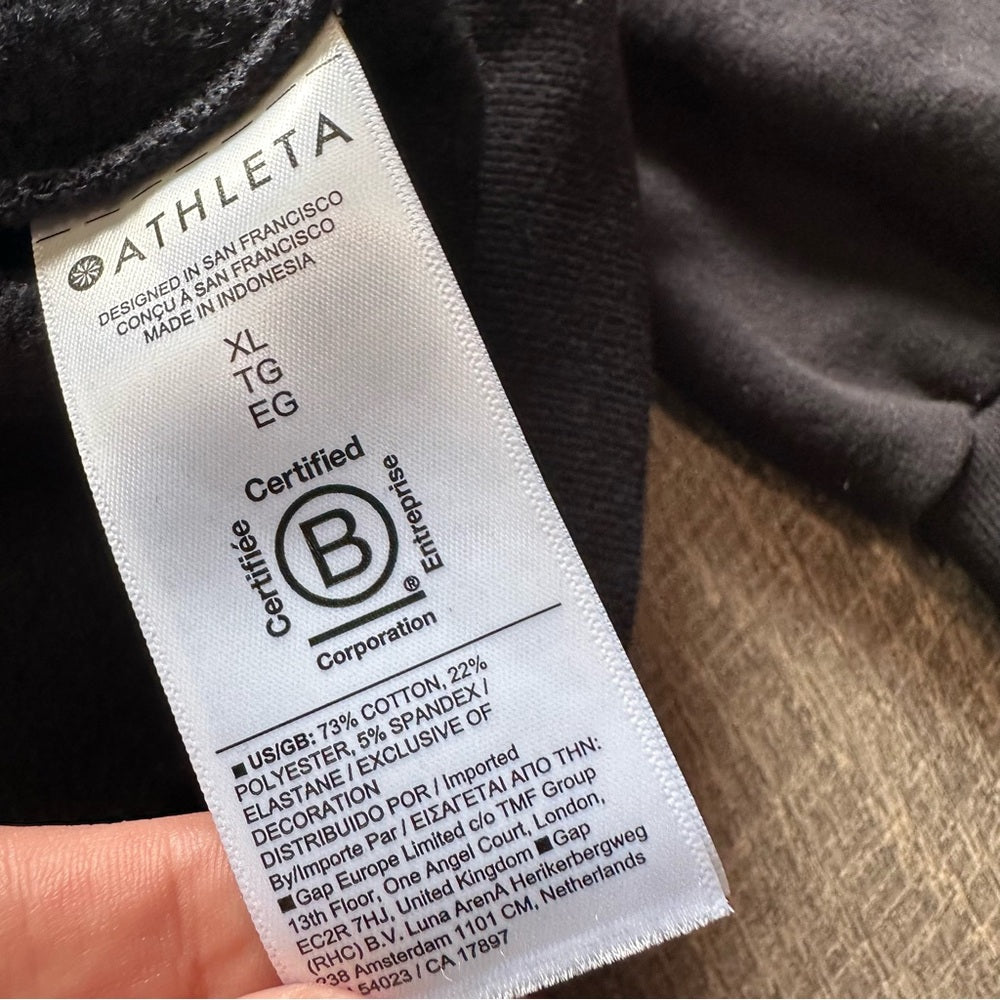 Athleta Black Crop Crewneck