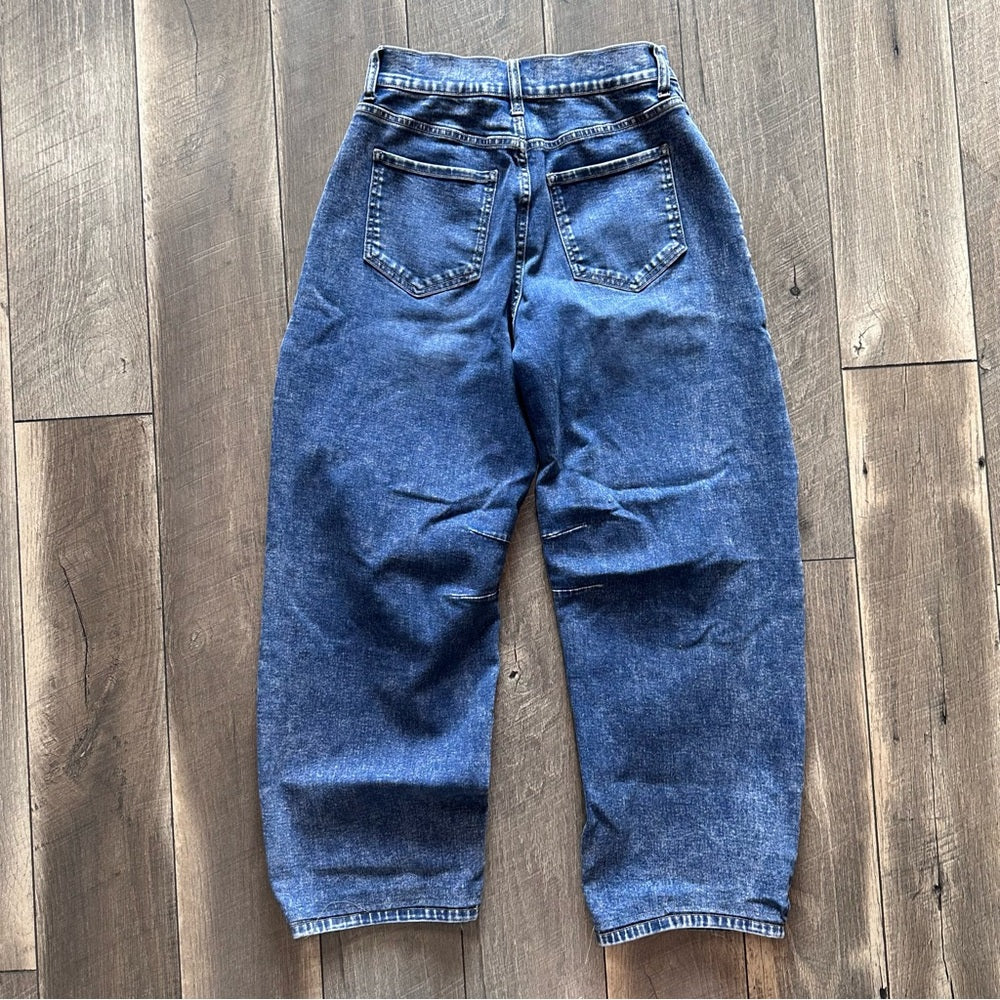 Hint of Blu Barrel Jeans