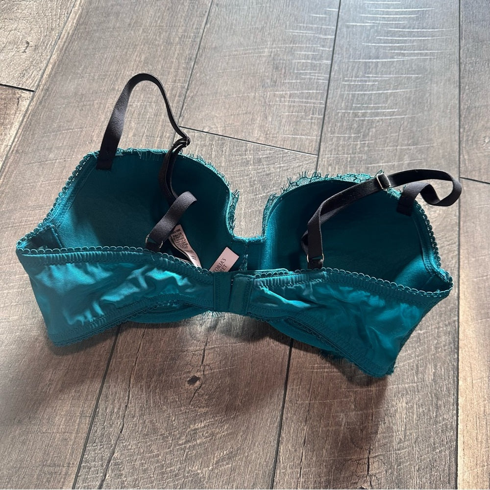 Victoria’s Secret Lace Lined Demi Bra