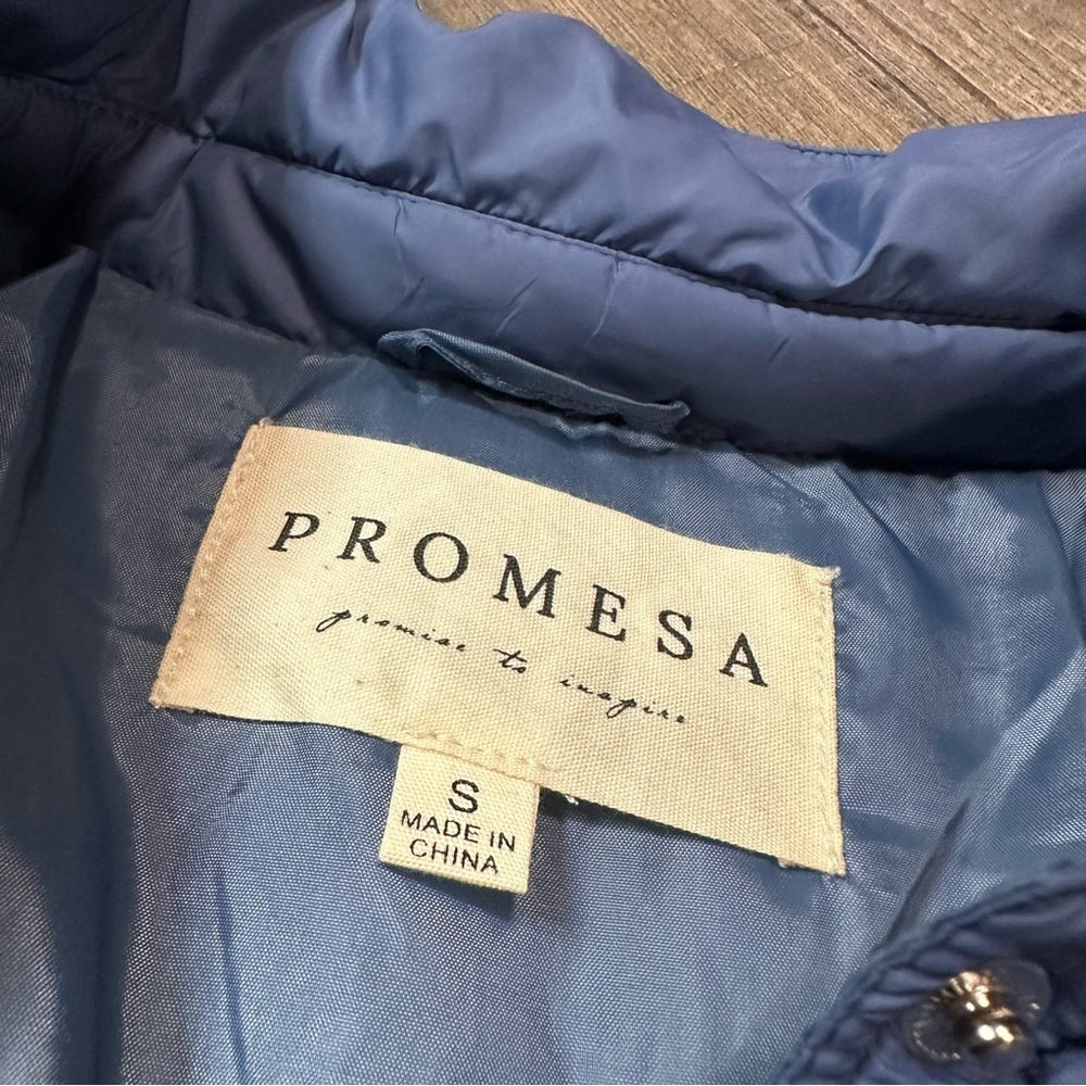 Promesa Lightweight Puffer Button Down Jacket