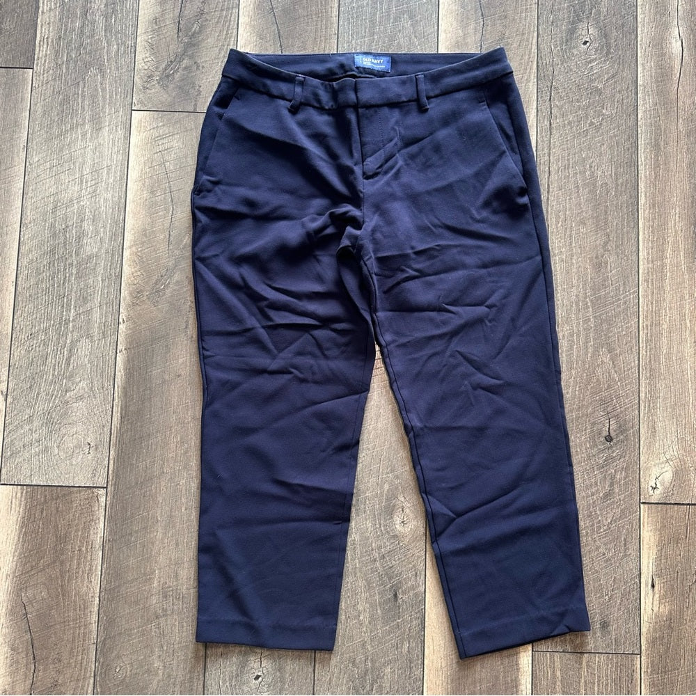 Old Navy Harper Mid Rise Capris