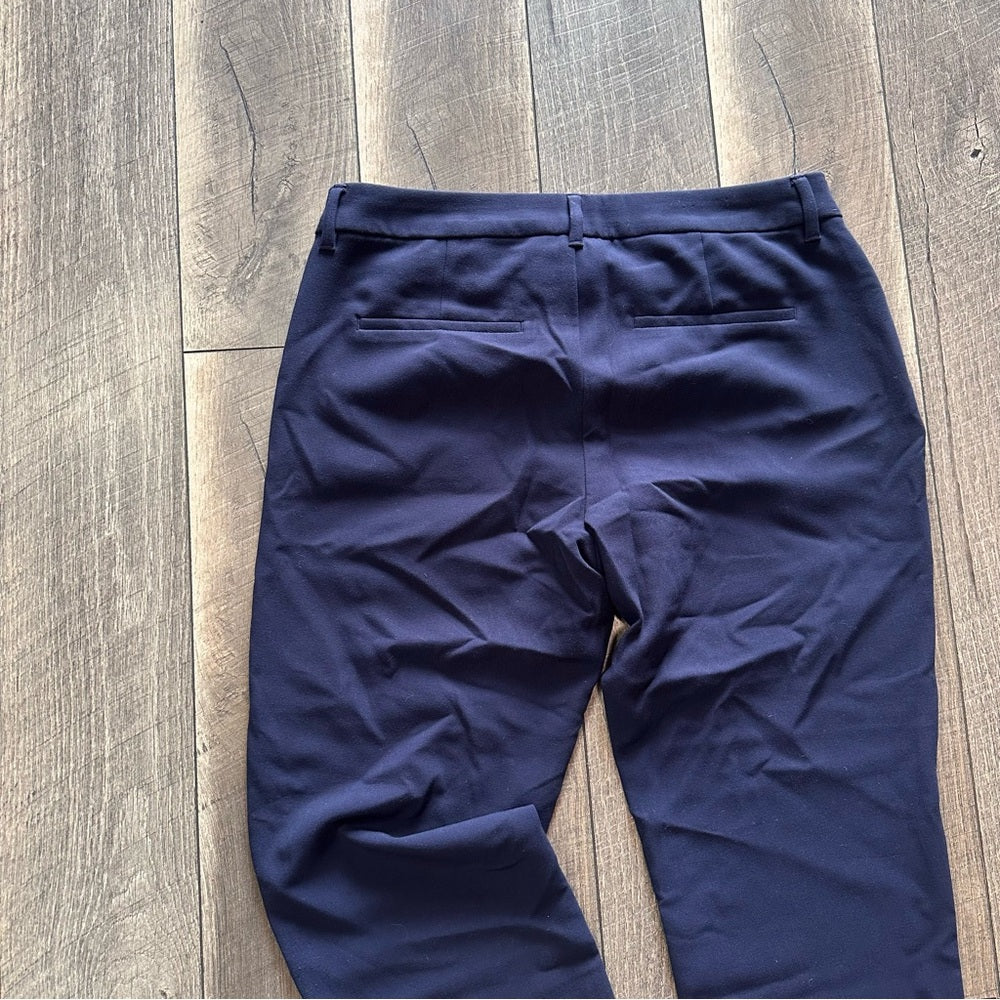 Old Navy Harper Mid Rise Capris
