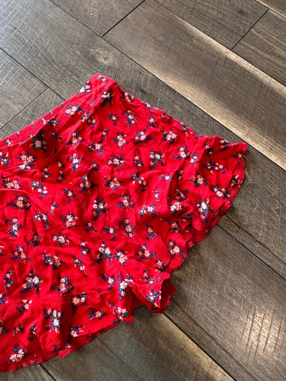 American Eagle Floral Shorts