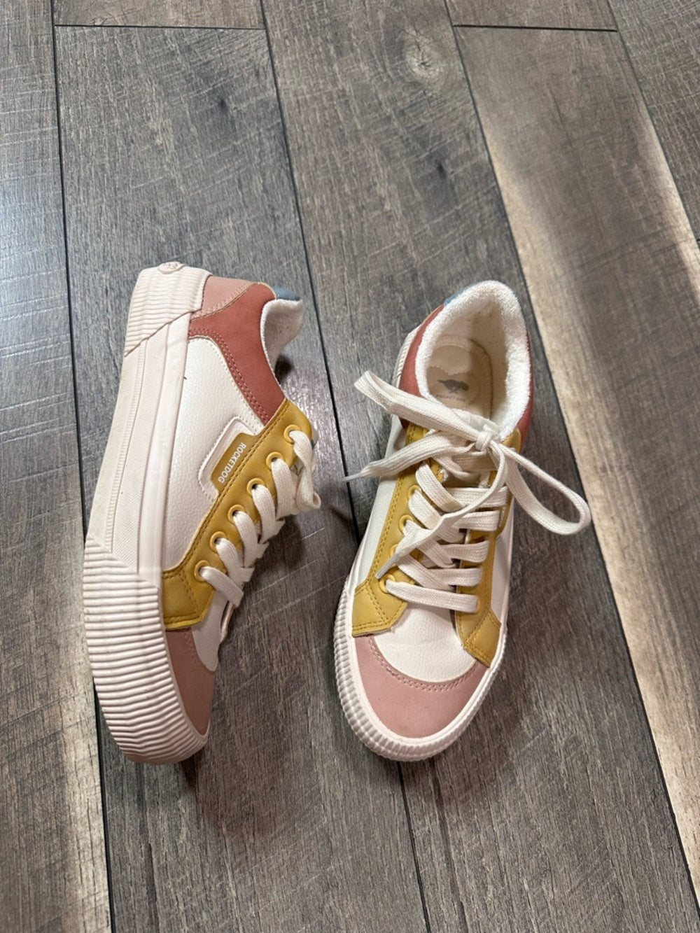 Rocket Dog Cheery Natural Sneakers