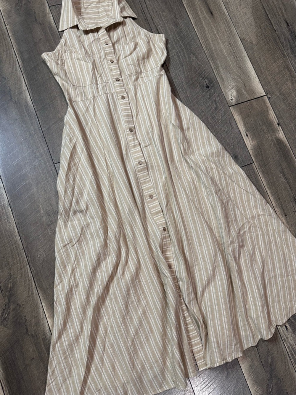 Miou Muse Collared Sleeveless Midi Dress
