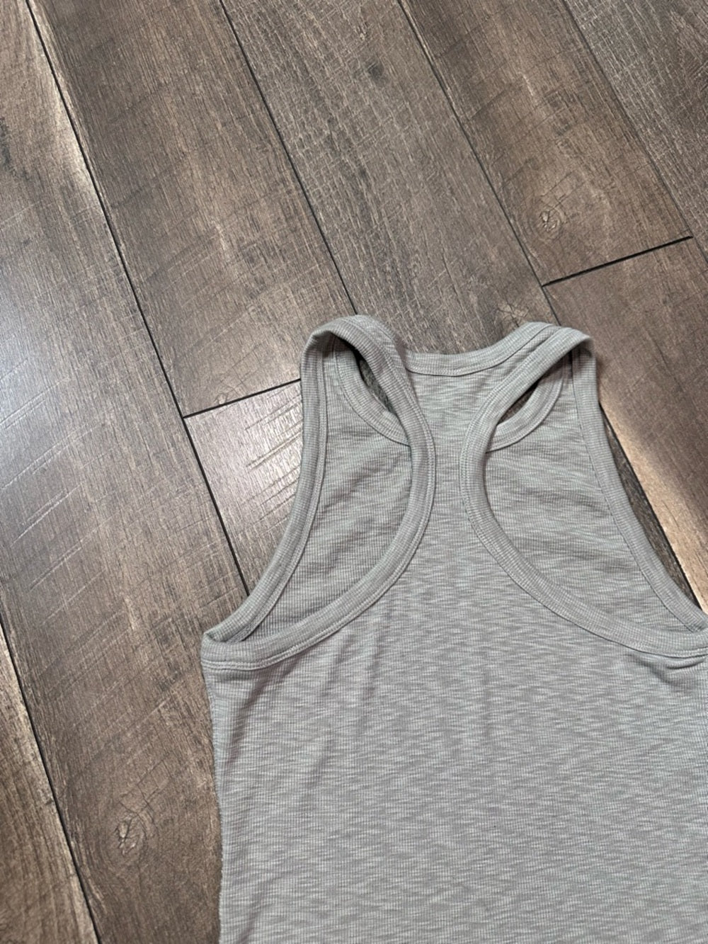 Vuori Sunrise High Neck Tank Top