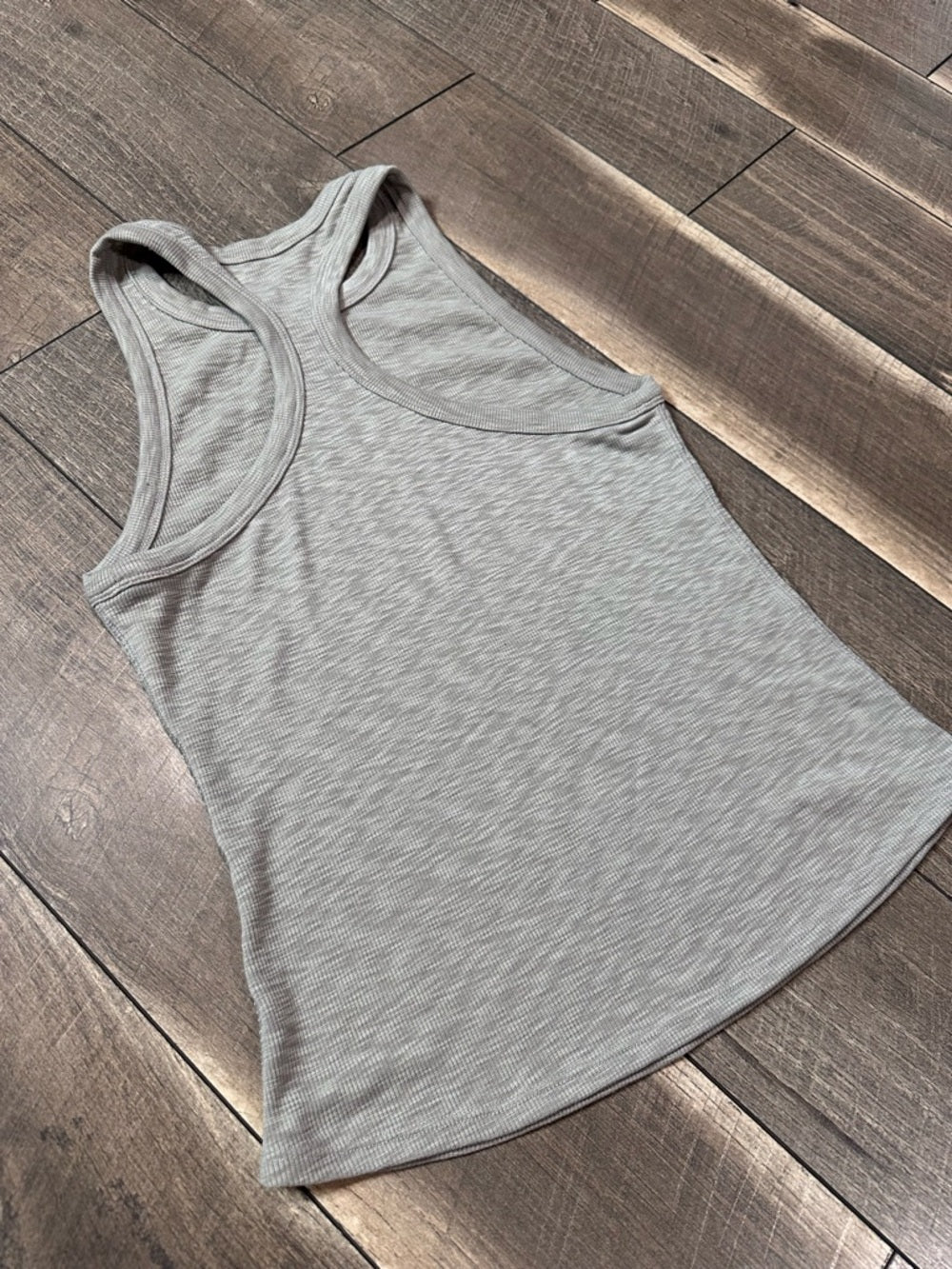 Vuori Sunrise High Neck Tank Top