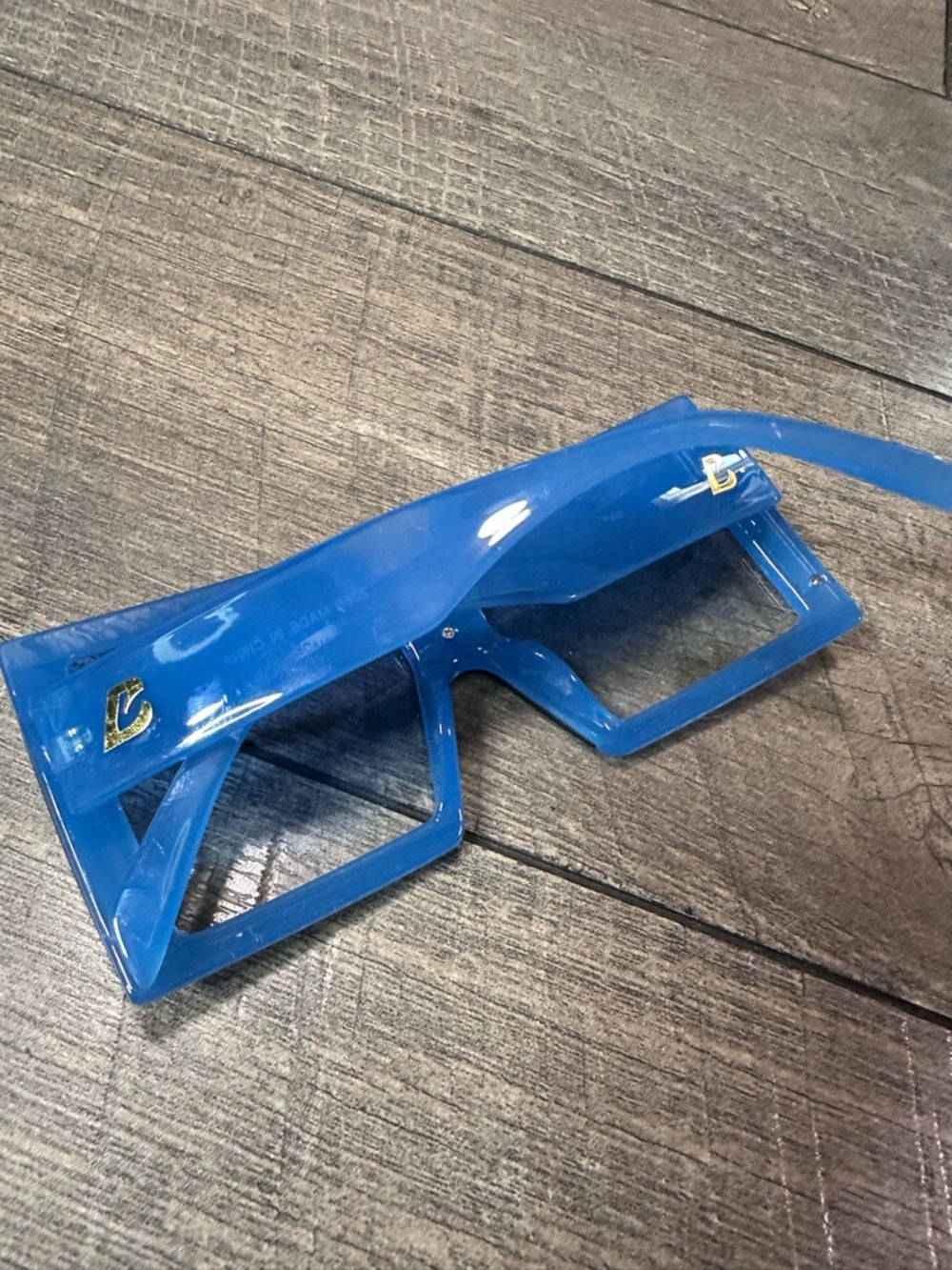Bevi Fashion Sunglasses