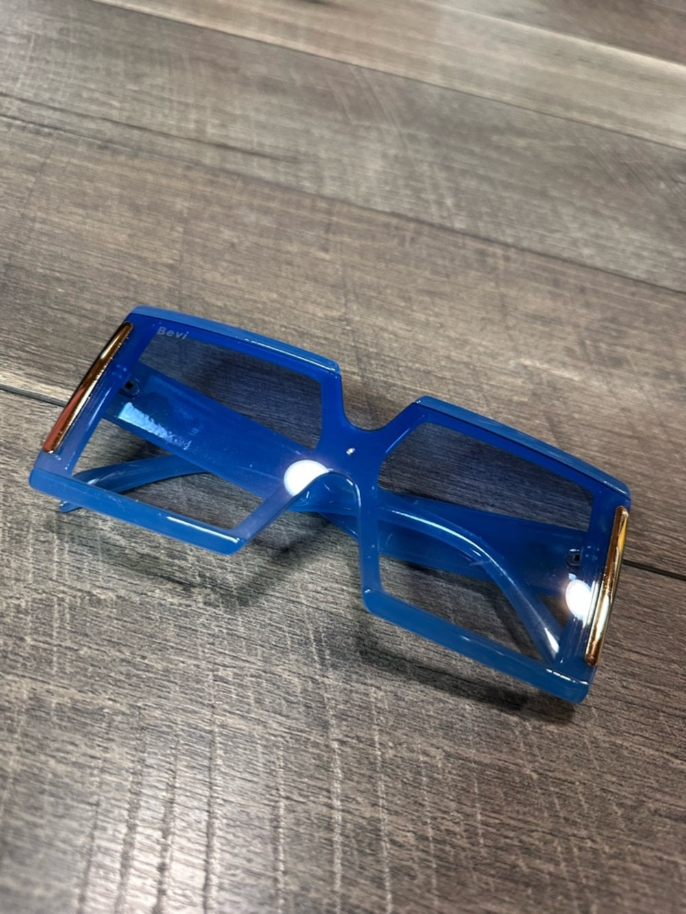 Bevi Fashion Sunglasses