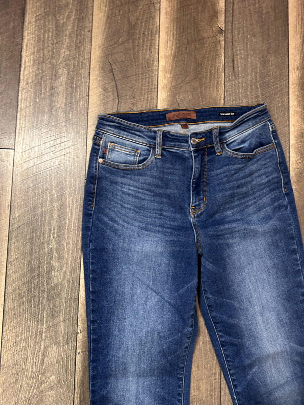 Judy Blue High Rise Straight Fit Jeans