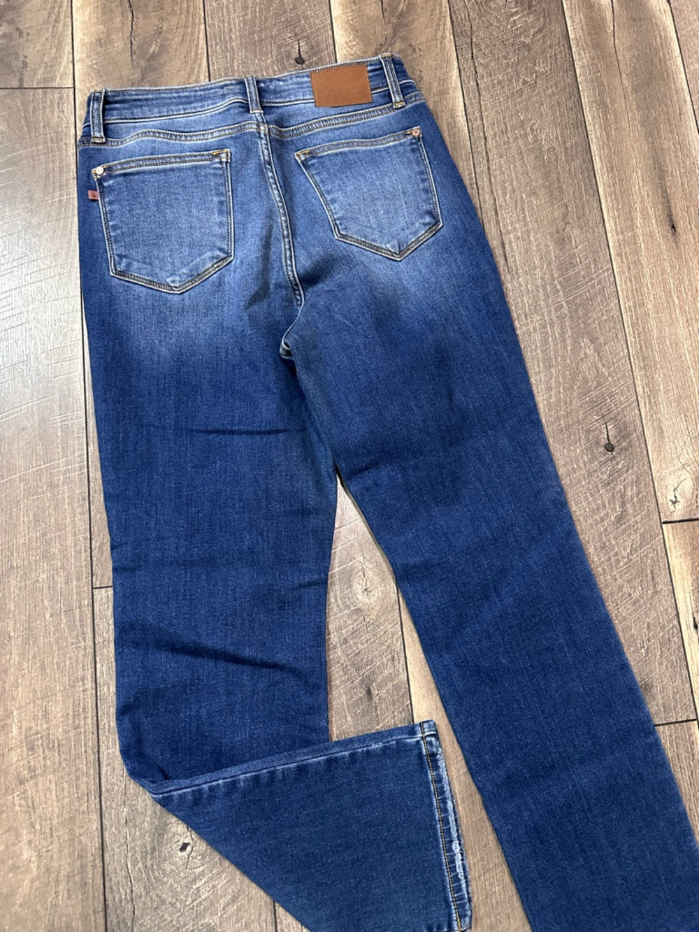 Judy Blue High Rise Straight Fit Jeans