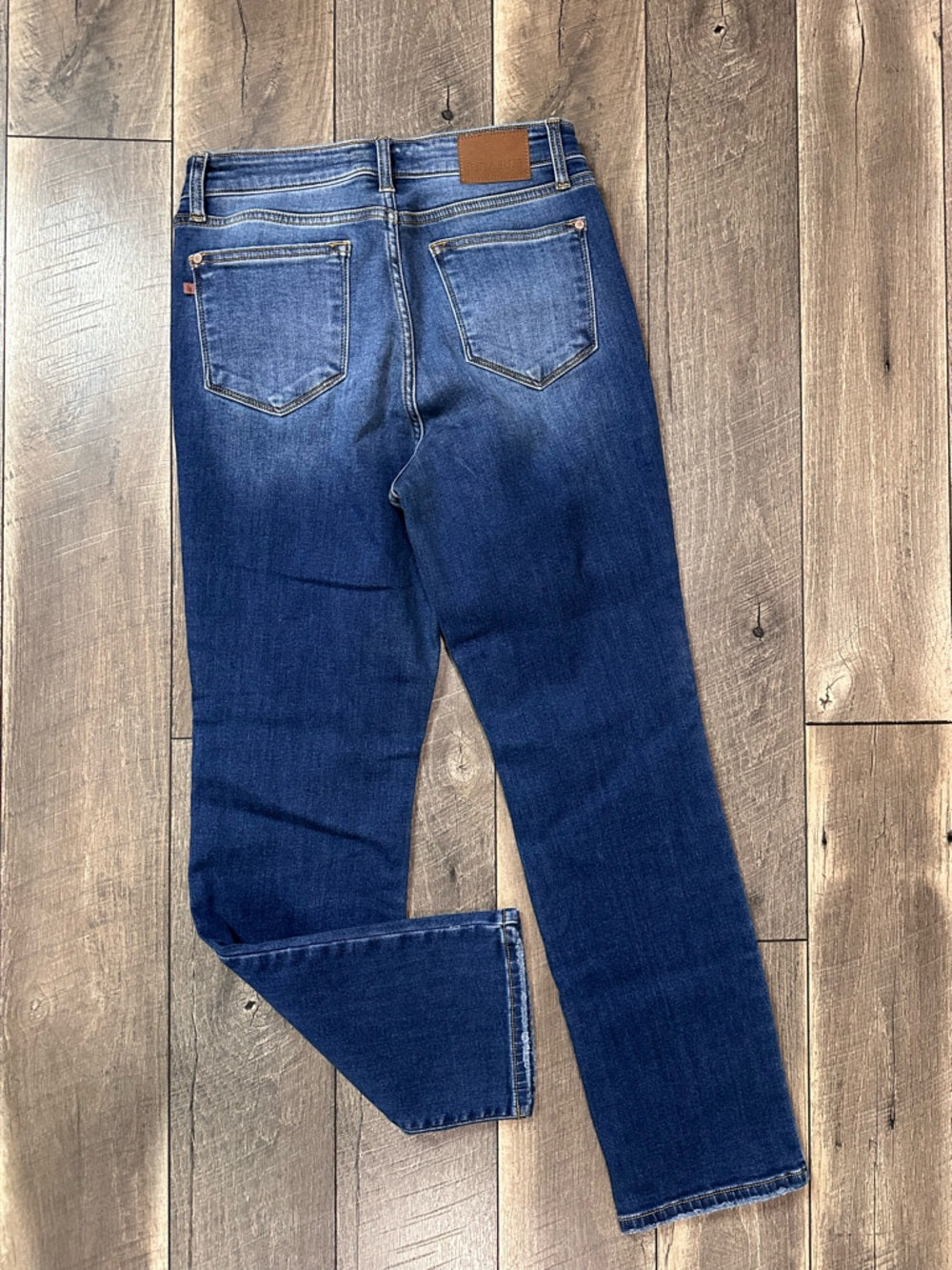 Judy Blue High Rise Straight Fit Jeans