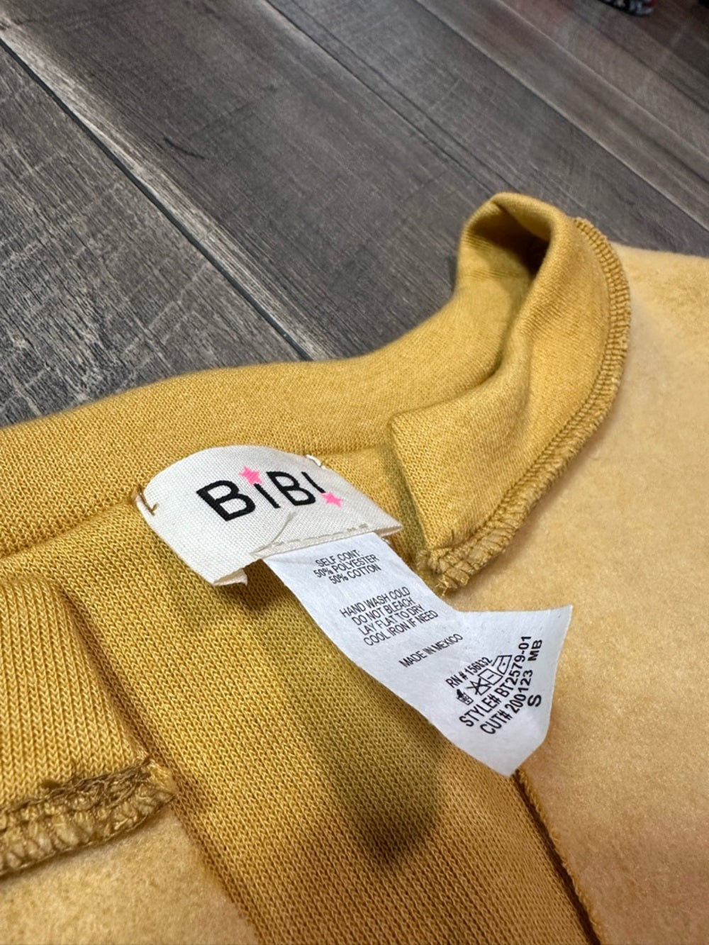 Bibi Yellow Pullover Crewneck