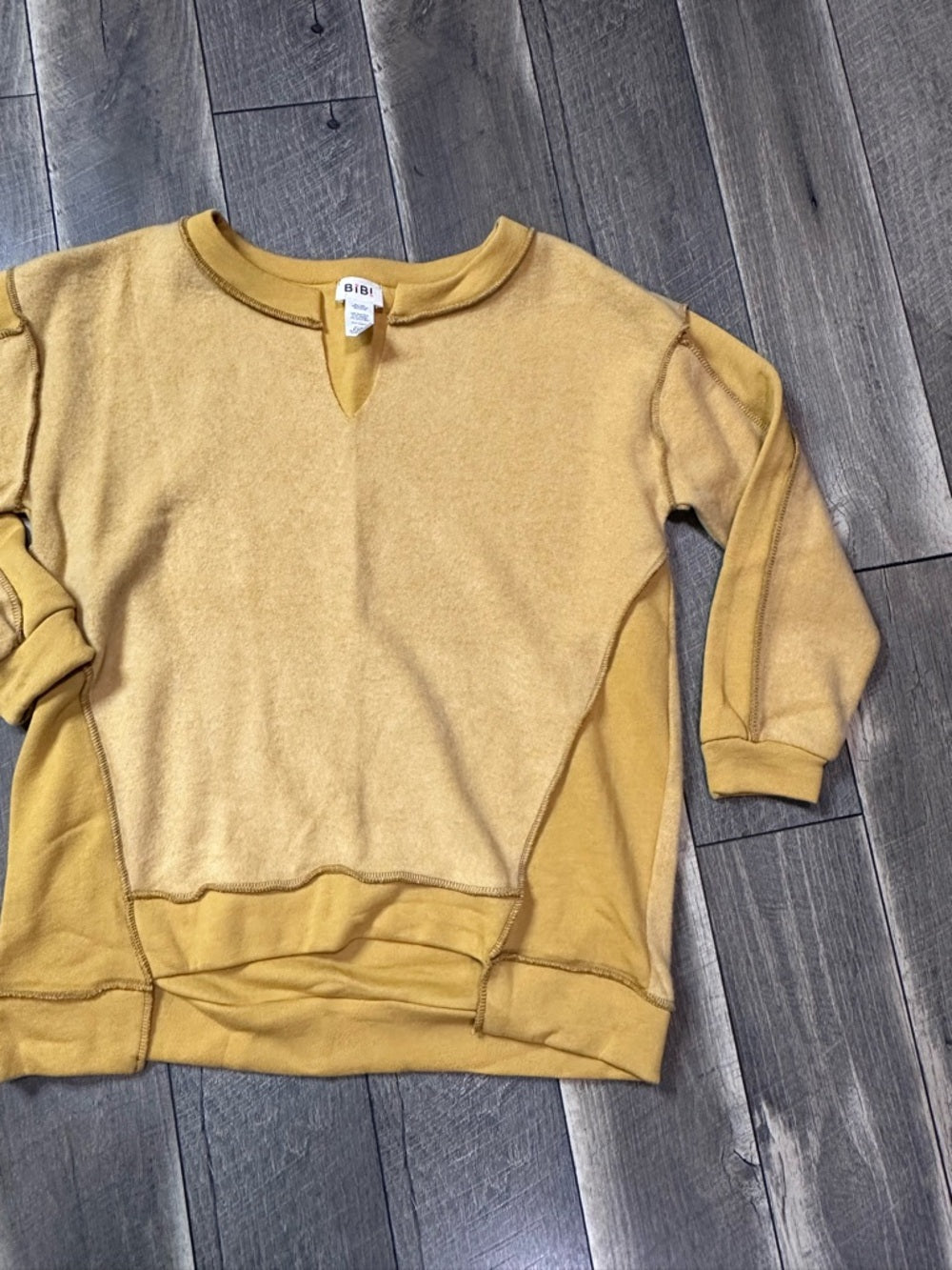 Bibi Yellow Pullover Crewneck