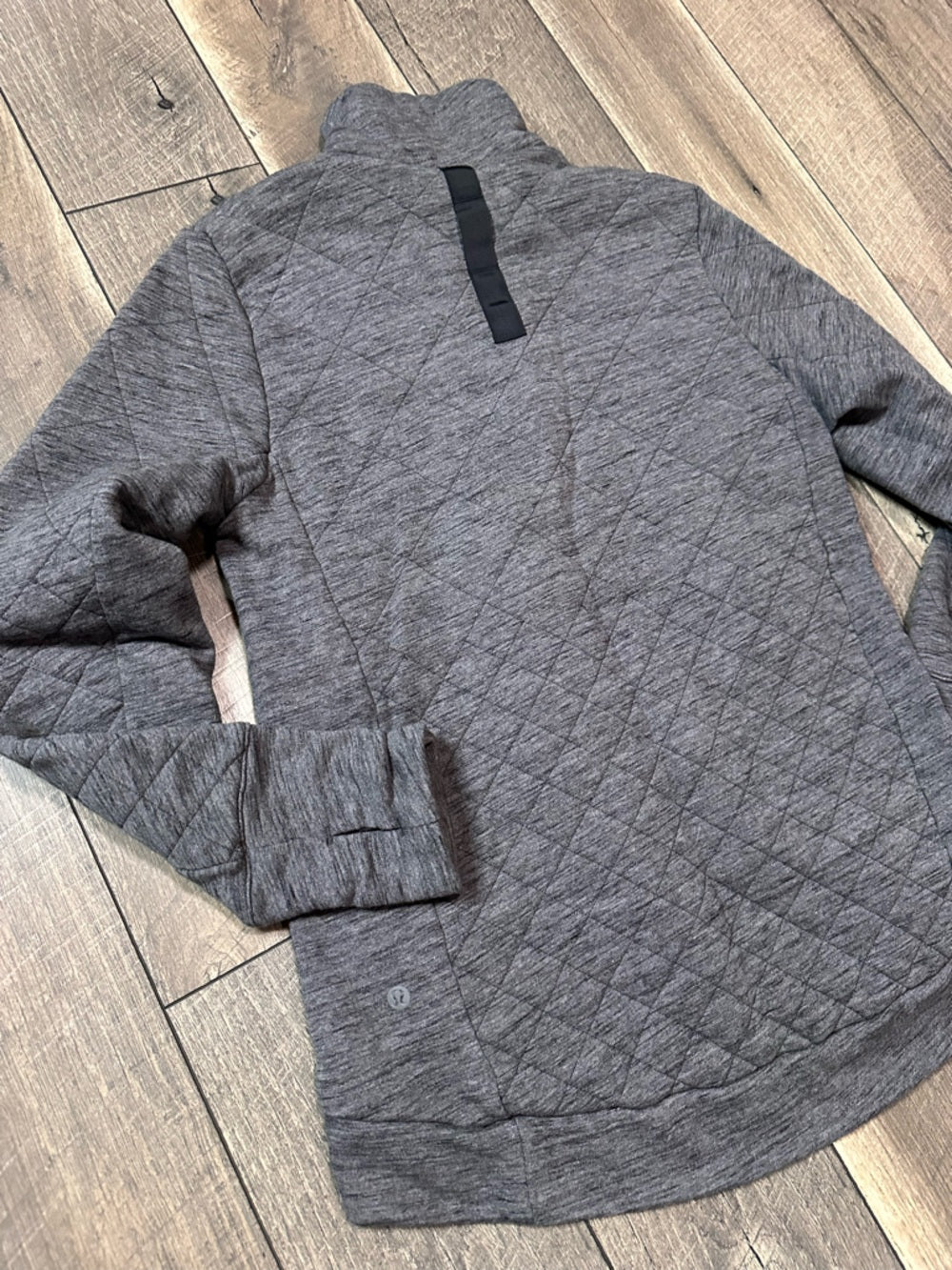 Lululemon Forever Warm Pullover
Heathered Core Dark Grey