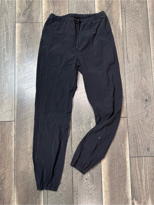 Lululemon Lightweight Joggers
Black
