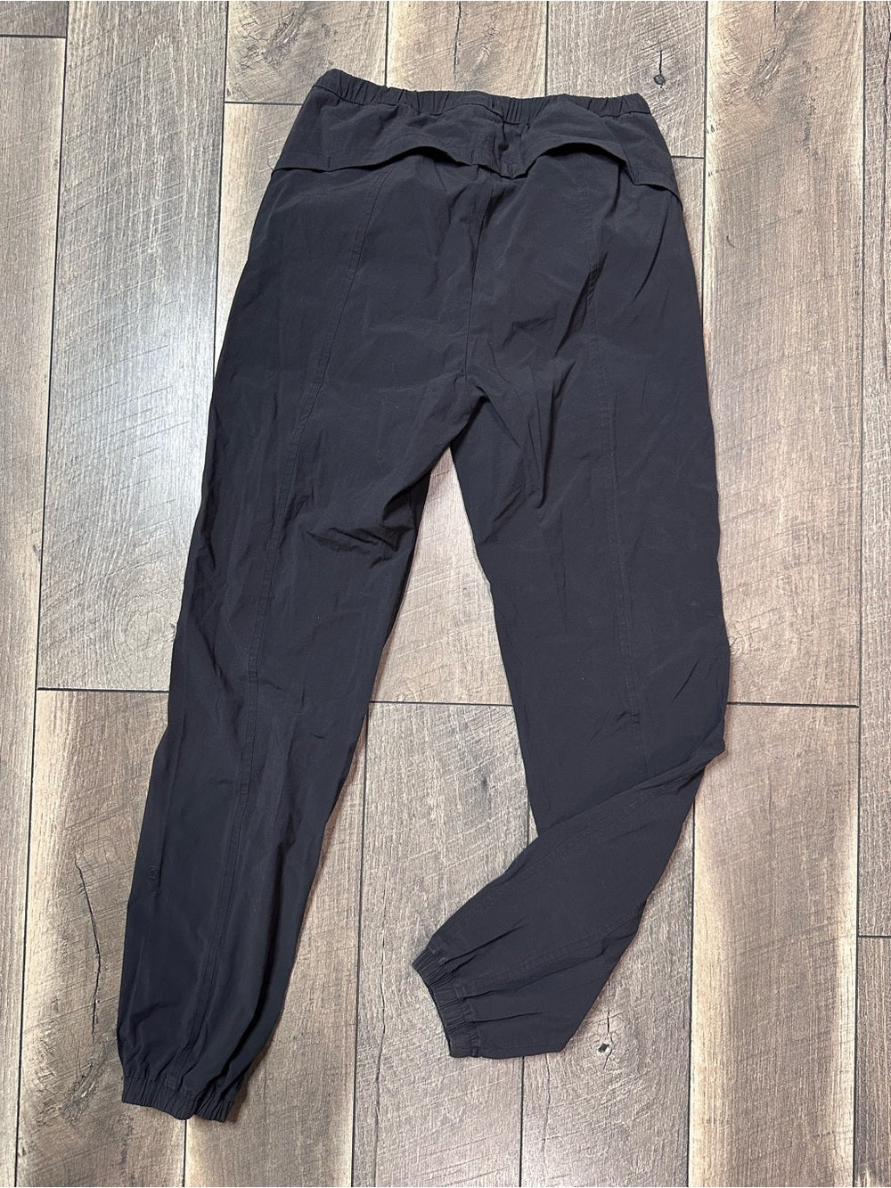 Lululemon Lightweight Joggers
Black