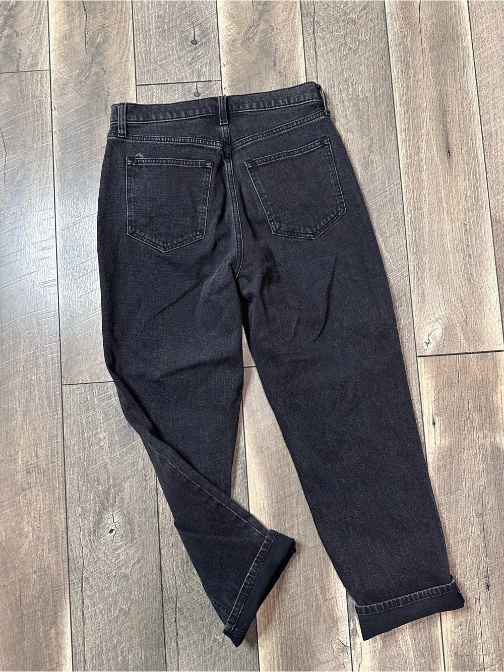 Abercrombie & Fitch Curve Love The Ankle Straight Ultra Hi Rise Jeans