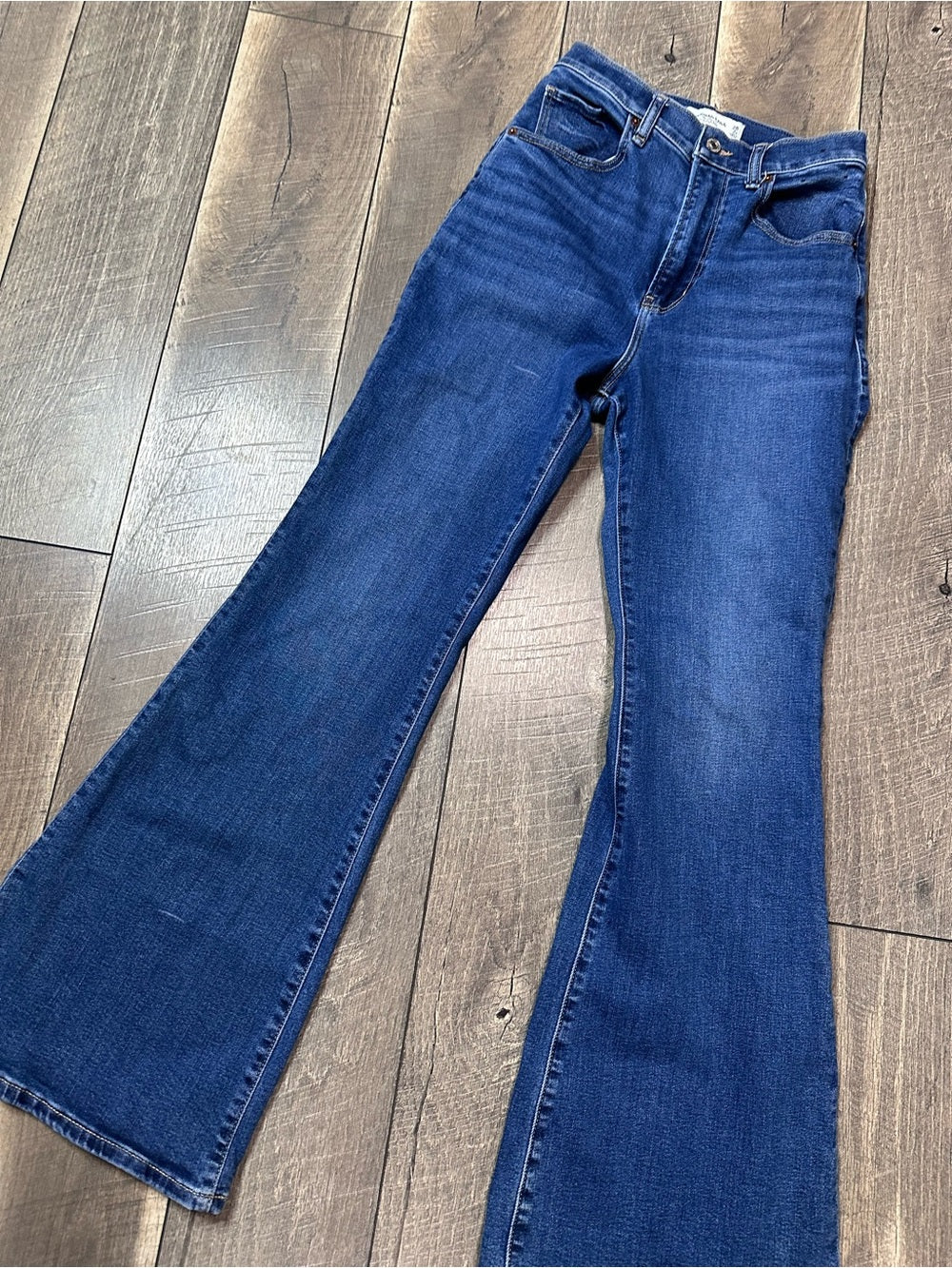 Abercrombie & Fitch Curve Love The Flare Ultra Hi Rise Jeans