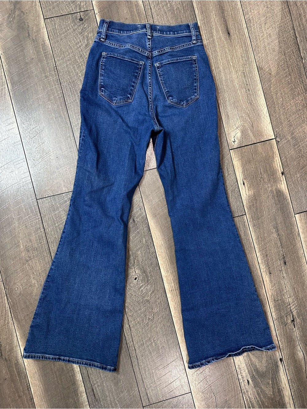 Abercrombie & Fitch Curve Love The Flare Ultra Hi Rise Jeans