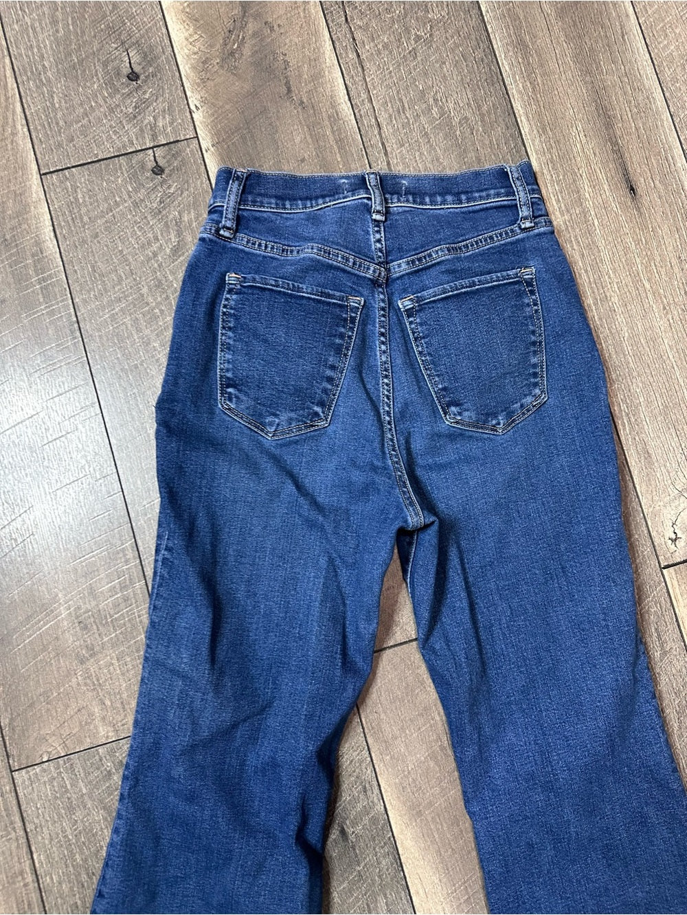 Abercrombie & Fitch Curve Love The Flare Ultra Hi Rise Jeans
